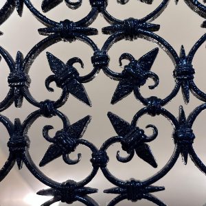 Reja negra decorativa